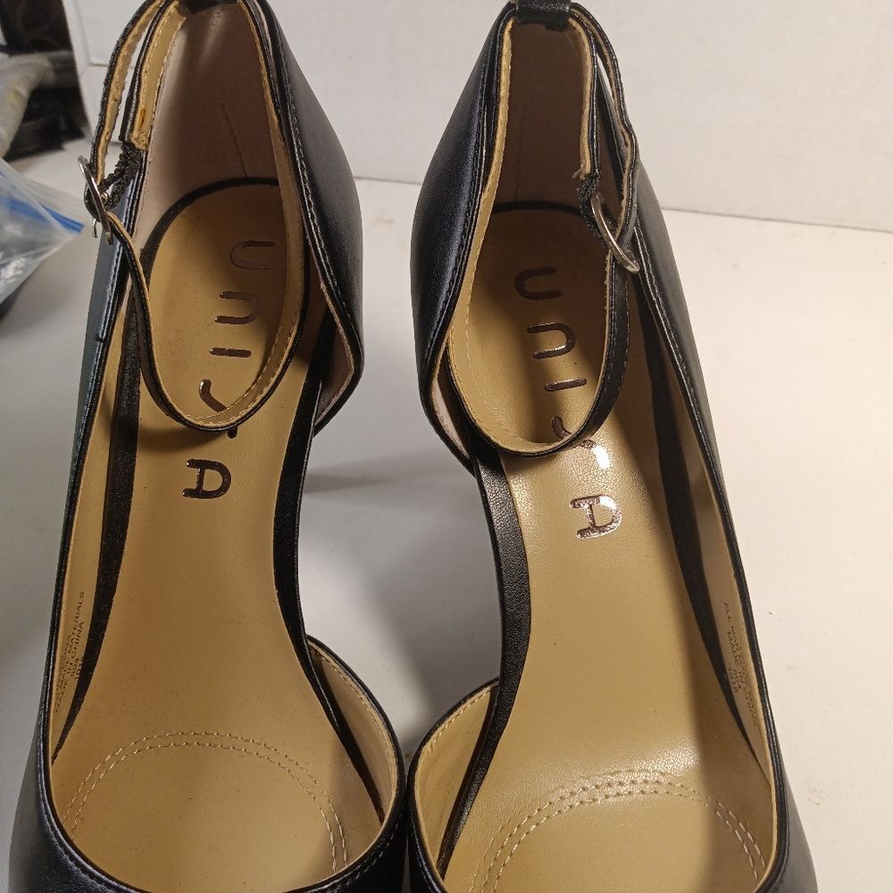 Unisa Unyedna Black Vegan Leather 3 Inc. 6M - Picture 4 of 10